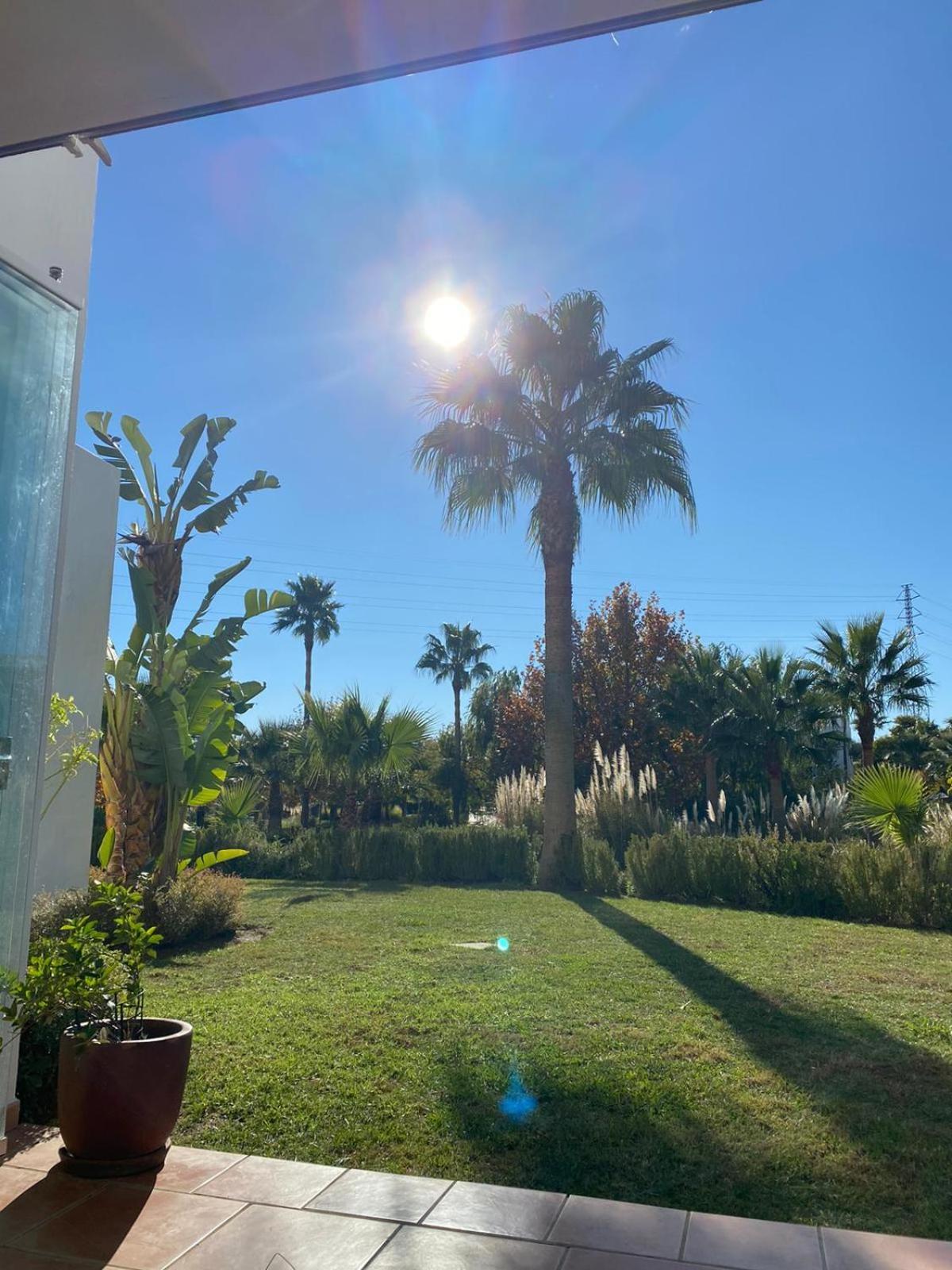 Alcazaba Blue Lagoon 3 Bedroom, Ground Floor Apartment Естепона Екстериор снимка